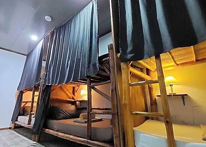 Hostel Ohlala *